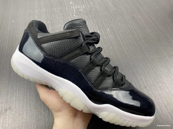 HYPE AV2187-001 Retro Jordan Low 11 Air 72-10 0823